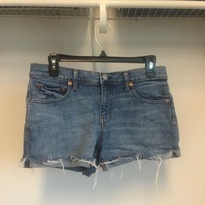 Gap shorts size 29